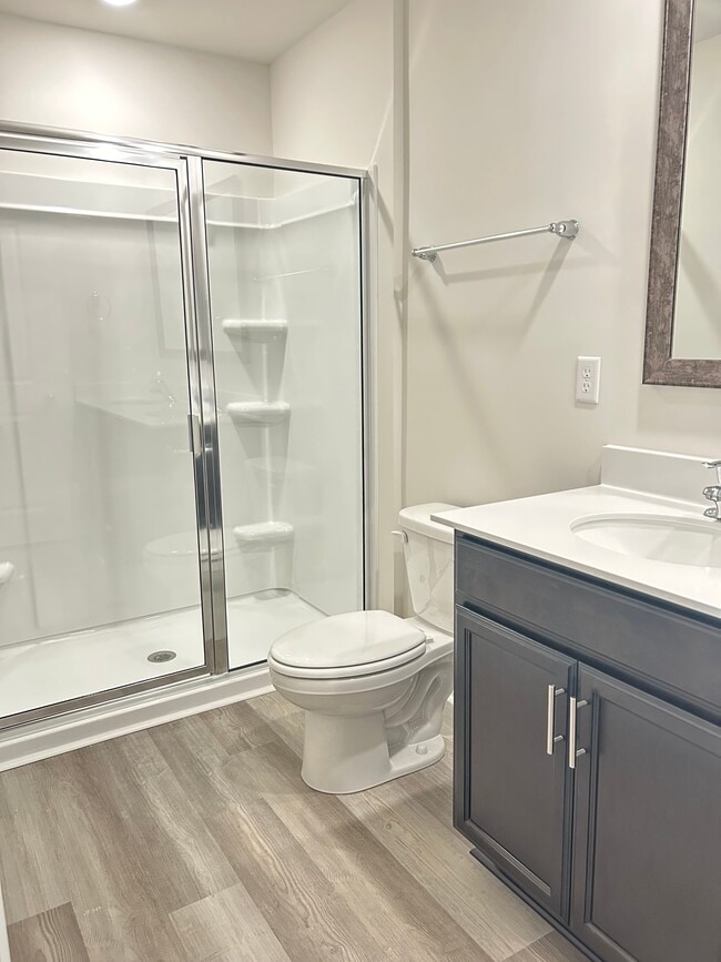 Building Photo - 810 Embark Cir