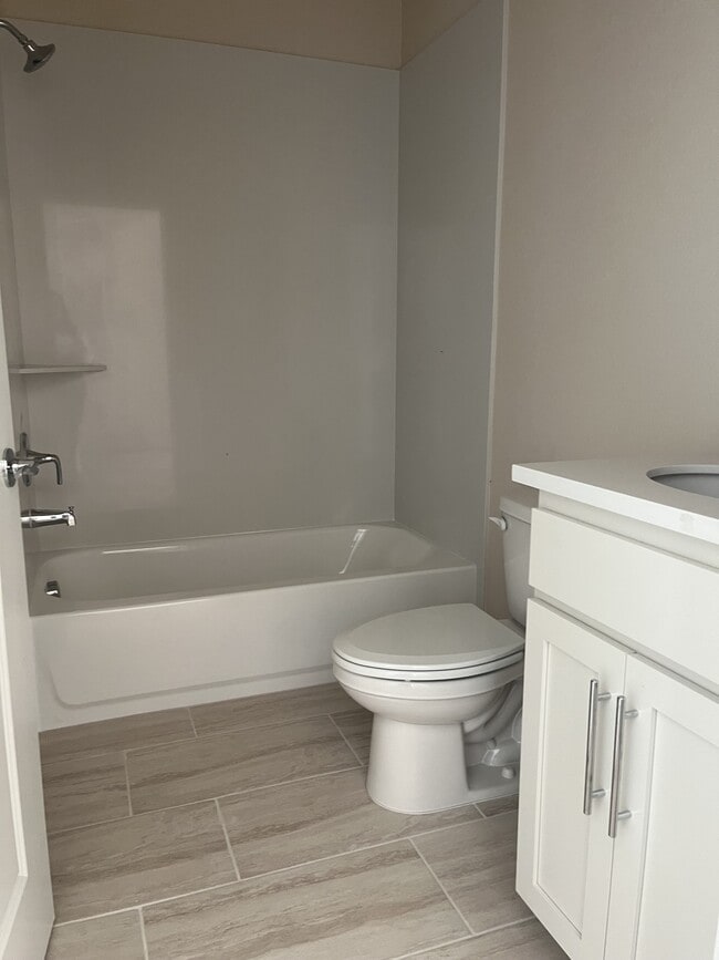 Building Photo - 1761 Lockwood Dr