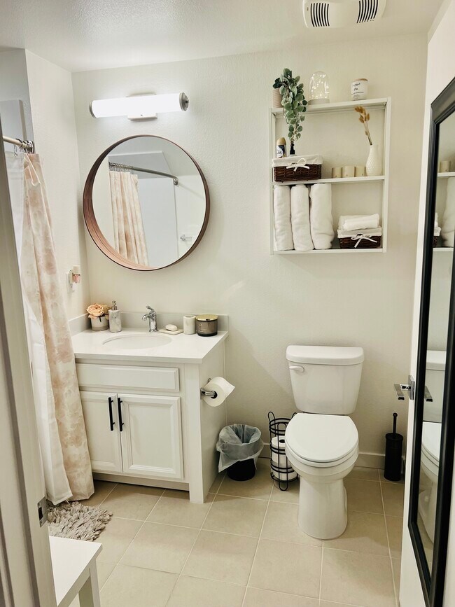 Building Photo - 2431 Cleat Ln