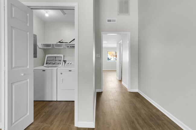 Building Photo - 18 Harbour Walk Townhouses