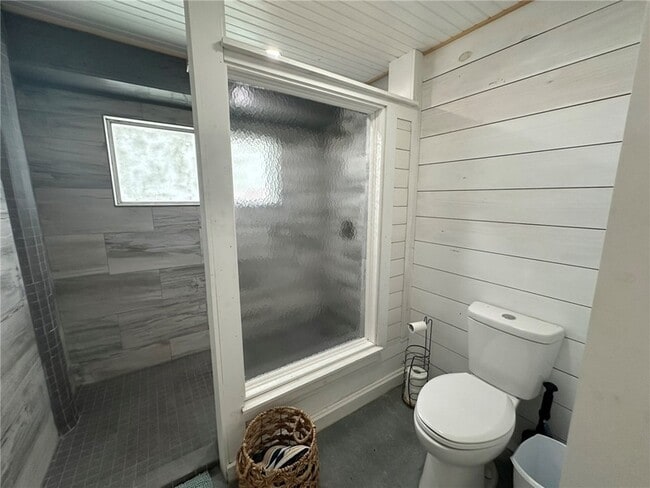 Building Photo - 810 S Sandpiper St