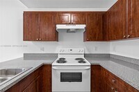 Building Photo - 2469 W 78th St