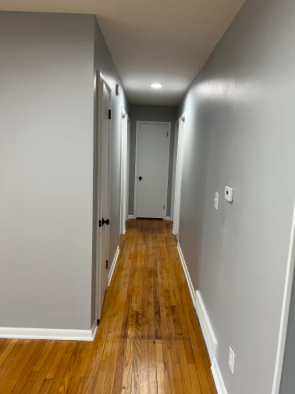Building Photo - 615 Sunny Ln