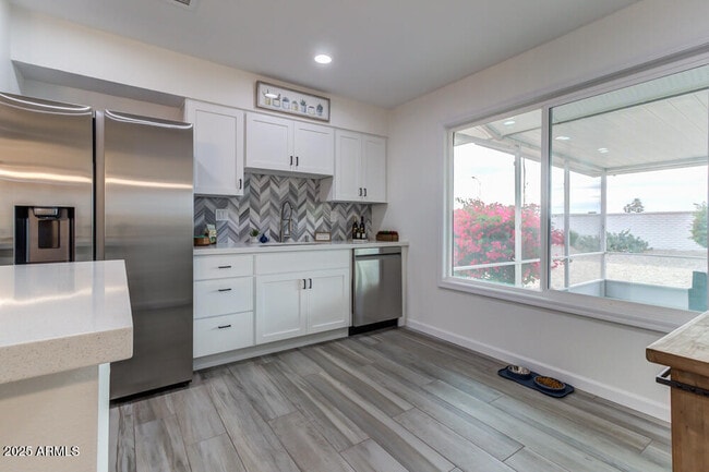 Building Photo - 13227 W Desert Glen Dr