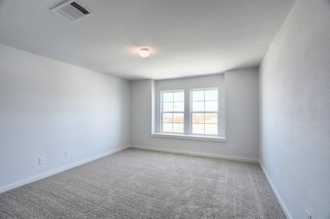 Building Photo - 21251 Shr Blf Dr