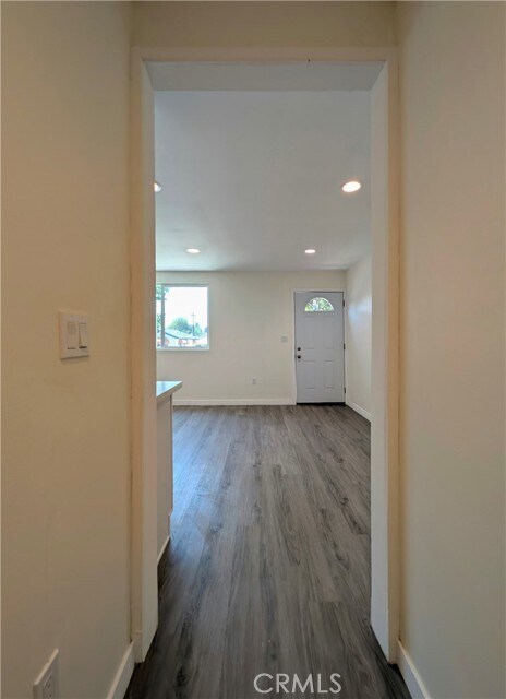 Building Photo - 1575 Munson Ave