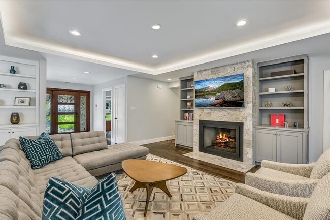 Building Photo - 3102 Foxfire Dr