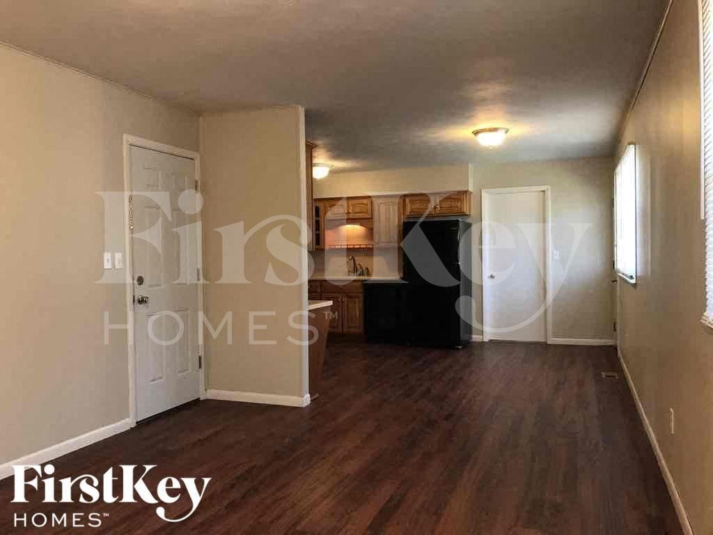 Building Photo - 4420 Santa Fe Ct