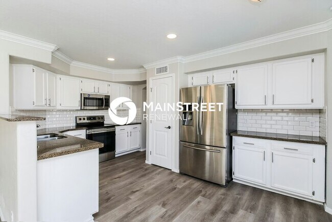 Building Photo - 3 Bedroom Pet-Friendly Home in GILBERT, AZ...