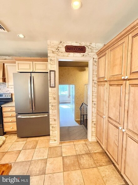 Building Photo - 2360 New Schuylkill Rd