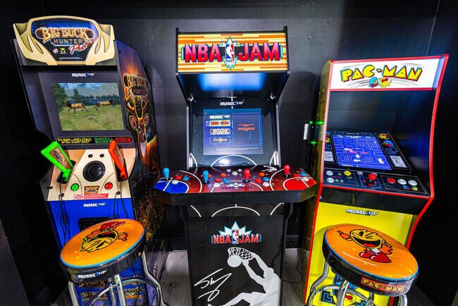 Building Photo - 971 Keene Rd