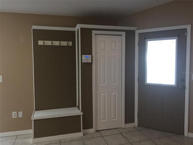 Building Photo - 4309 Longshore Dr