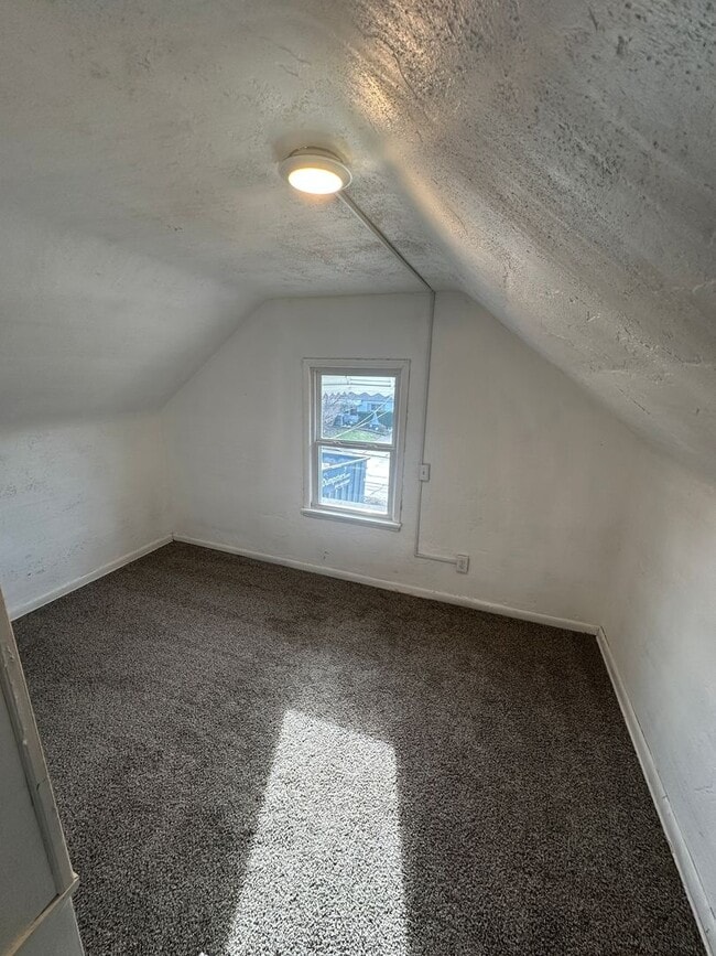 Building Photo - 865 Georgia Ave