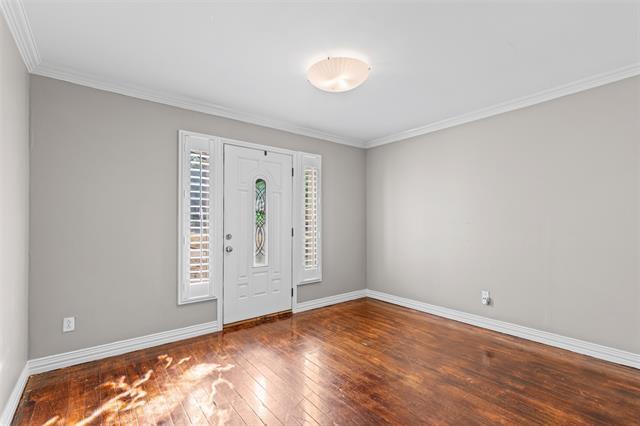 Building Photo - 2117 W Lotus Ave