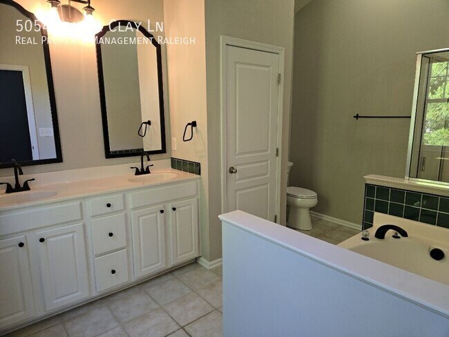 Building Photo - 5054 Amber Clay Ln