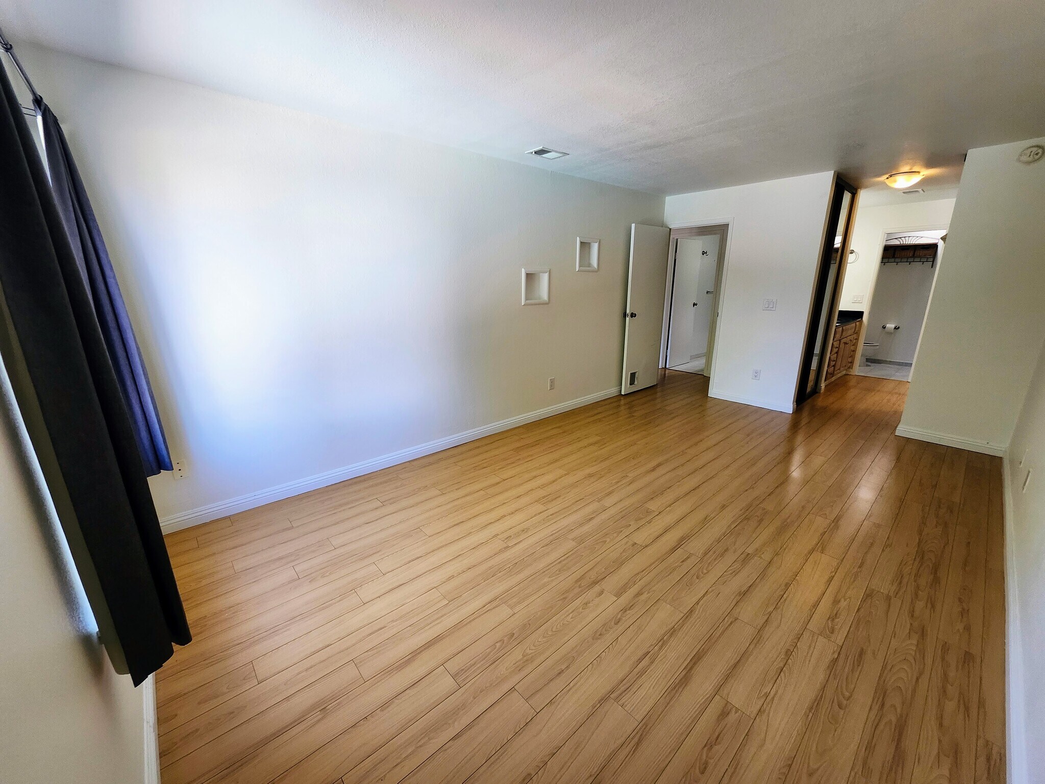 Building Photo - 40425 Chapel Way