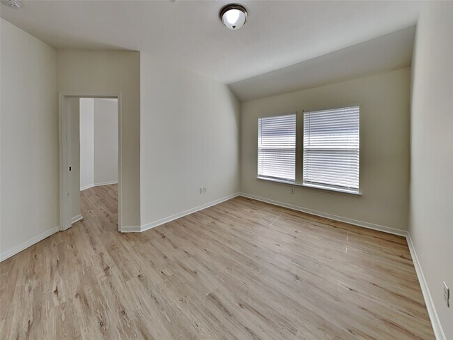 Building Photo - 19215 Mustang Pointe Ln