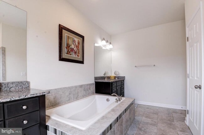 Building Photo - 22283 Pinecroft Terrace