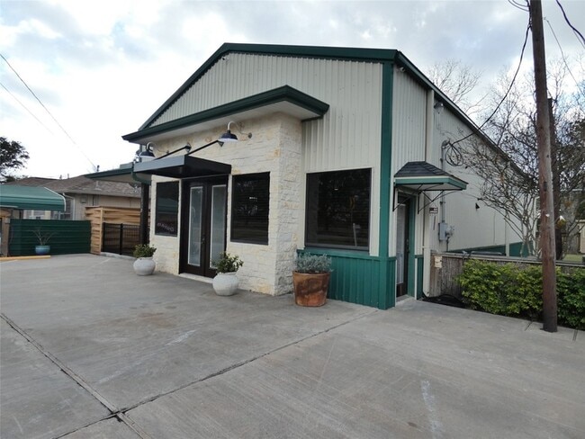 Building Photo - 4832 FM 2218 Rd