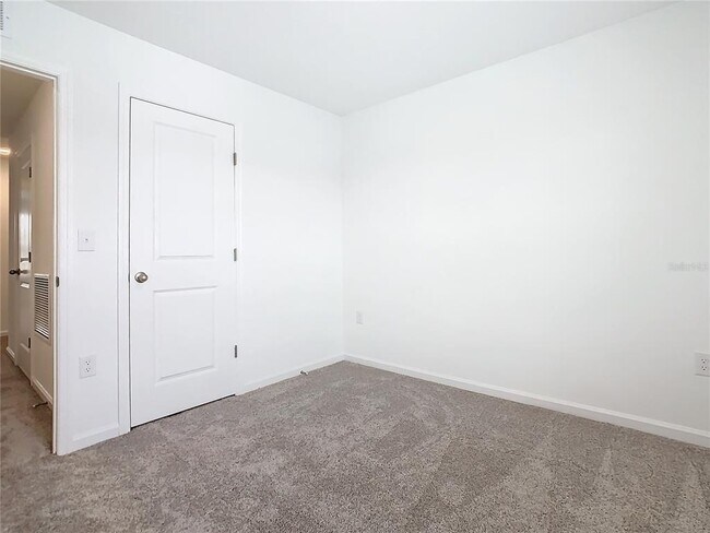 Building Photo - 3270 Vesara Dr