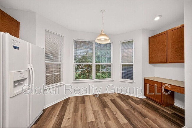 Building Photo - 229 Spice Oak Ln