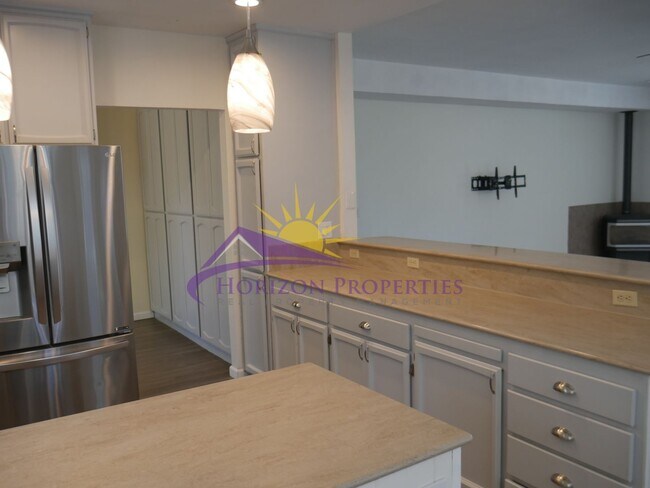 Building Photo - 1646 Hedland Pl