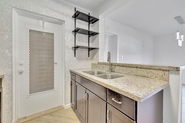 Building Photo - 8704 NW 35th St