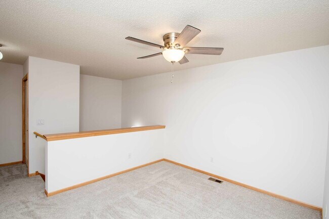 Building Photo - 4665 Victor Path