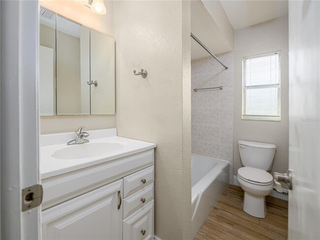 Building Photo - 14605 Brentwood Ln