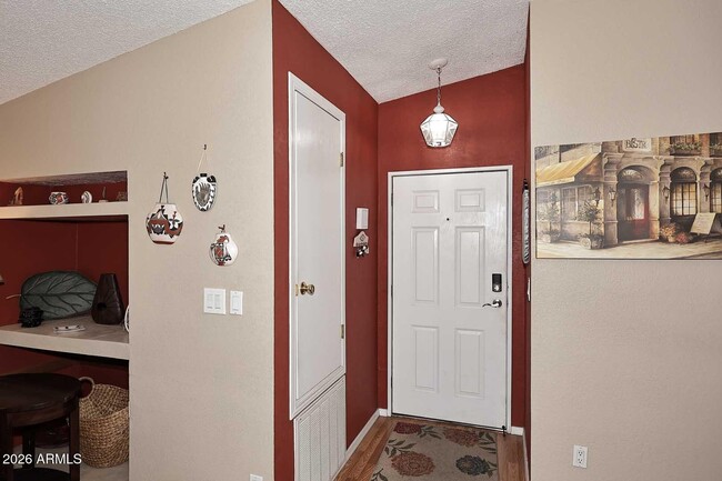 Building Photo - 6242 S Cypress Point Dr