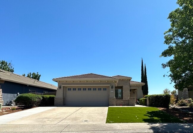 Primary Photo - Beautifully Updated 3-Bedroom, 2-Bath Home...