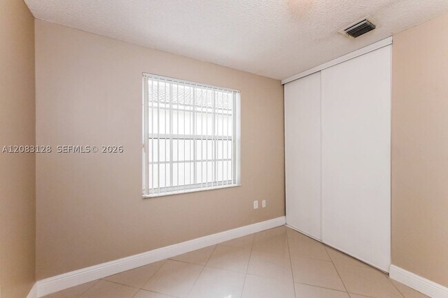 Building Photo - 1544 NW 158th Ave