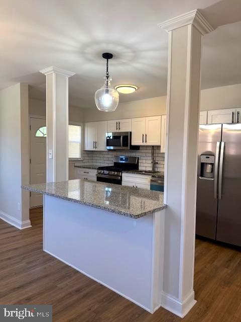 Building Photo - 3958 Oakford Ave