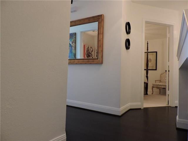 Building Photo - 420 Gershwin Way