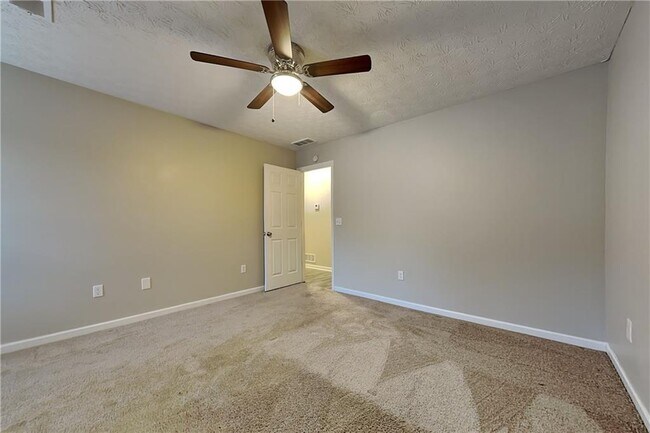 Building Photo - 1210 Webb Farm Ln