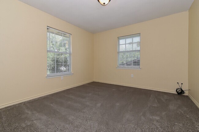 Building Photo - STANFORD.3406 A-B