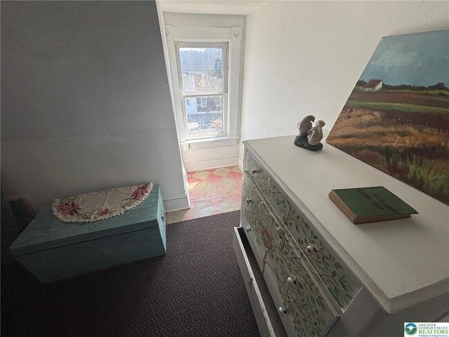 Building Photo - 2248 Birch St