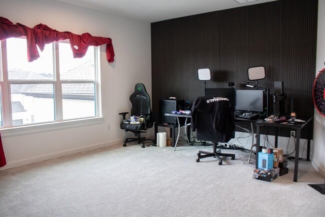 Building Photo - 1709 Novara Trl