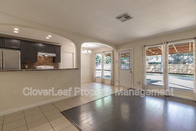 Building Photo - 9423 Cliff Way St