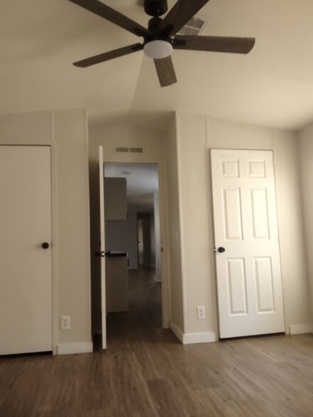 Building Photo - 15101 N 15th St