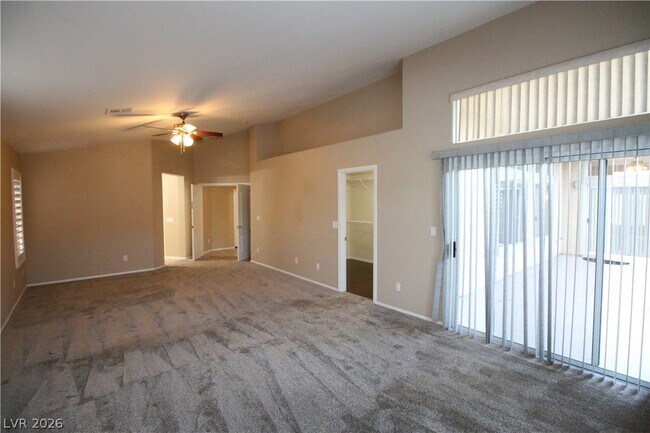 Building Photo - 1520 Vía Cassia