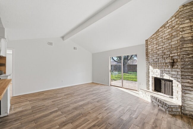 Building Photo - 22306 Waynoka Rd