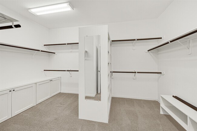Building Photo - 3906 Point Cuero Ct