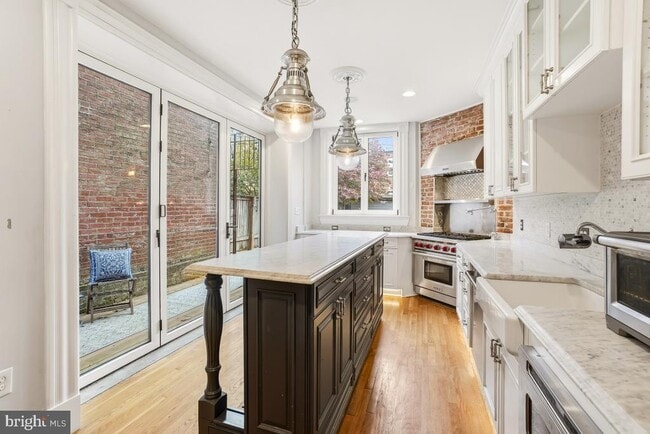 Building Photo - 1339 T St NW