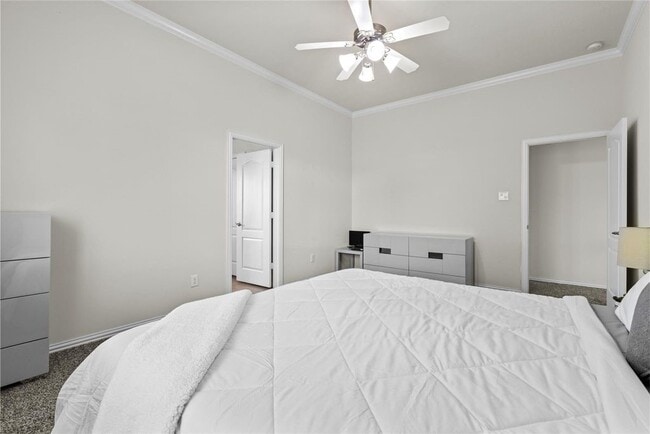Building Photo - 24526 Forest Canopy Dr