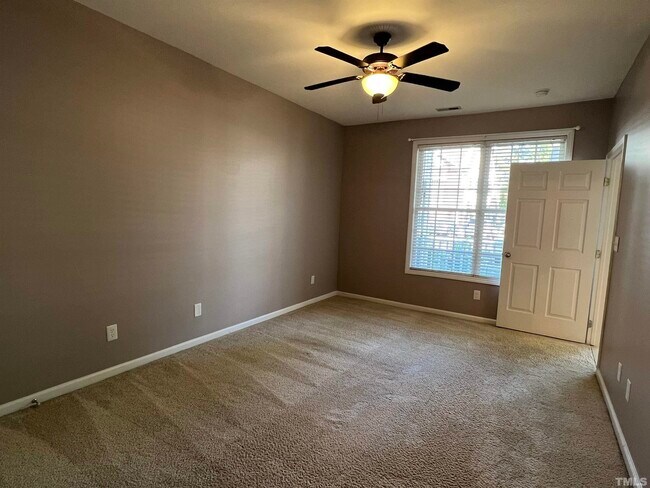 Building Photo - 2311 Kudrow Ln