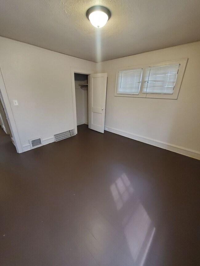 Building Photo - 3736-3738 N 17th St.