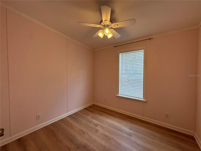 Building Photo - 3217 Old Tampa Hwy