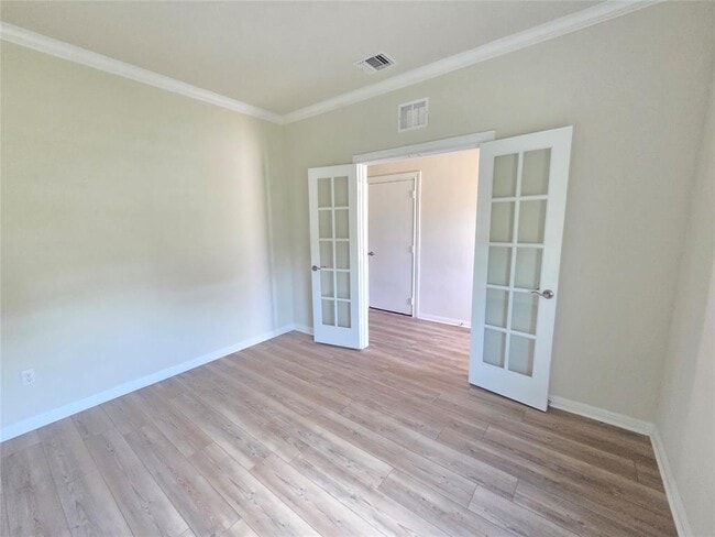 Building Photo - 604 Red Knot Ave