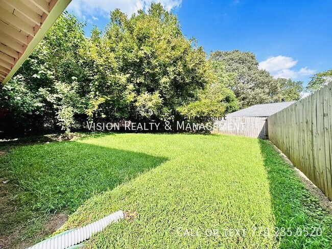 Building Photo - 1016 Linam Ave SE